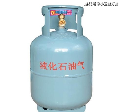 燃气灶千万别买错！天然气和煤气不一样，不能混用，我吃了大亏才明白